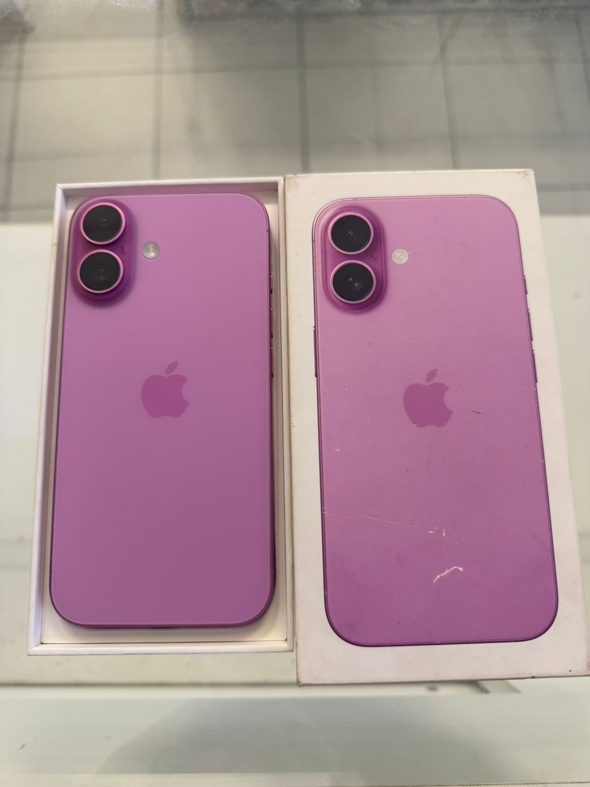 iPhone 16 128GB - Pre-owned